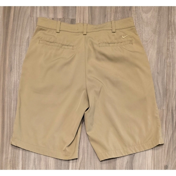 Nike Men's Chino Golf Shorts - Size 32 - Dri-FIT Comfort & Style - Picture 5 of 10